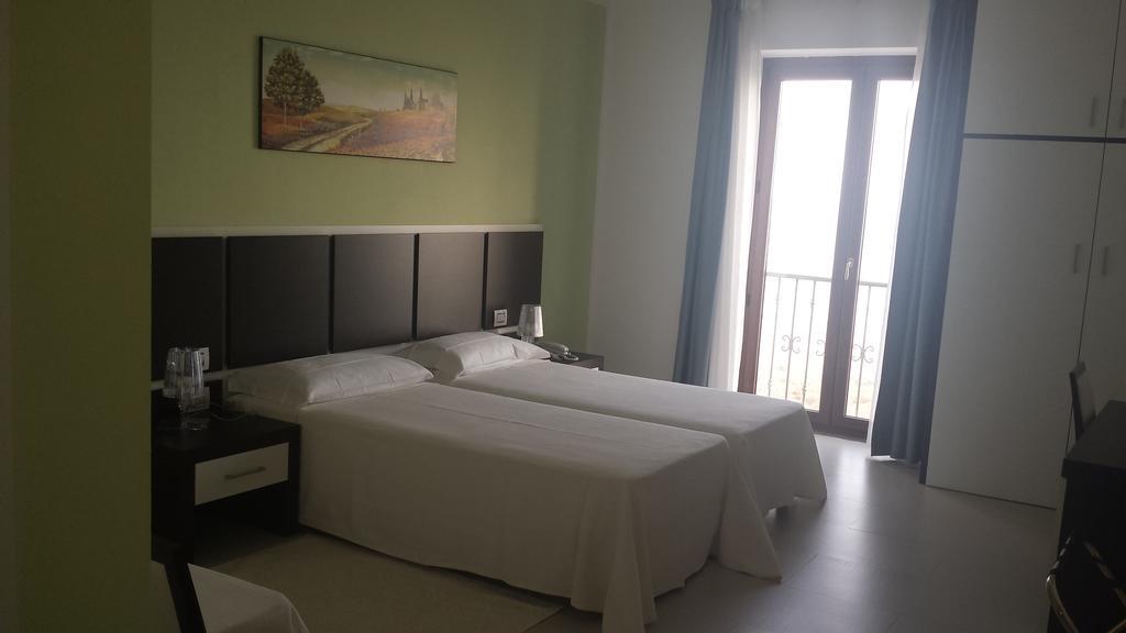 Buddi Hotel Platamona Room photo