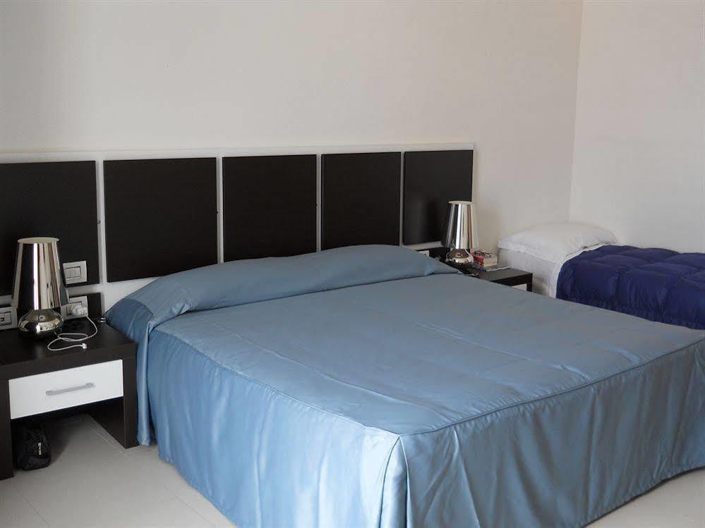 Buddi Hotel Platamona Exterior photo